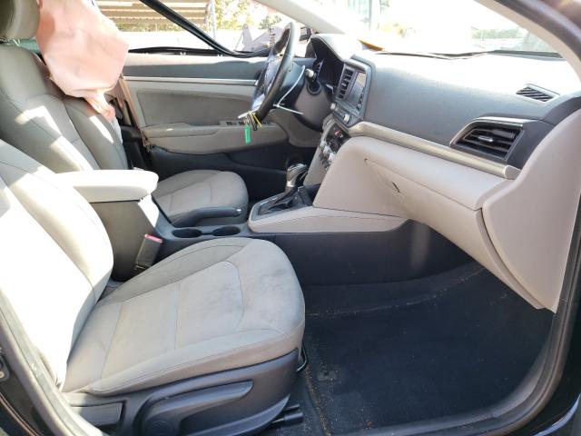 Photo 4 VIN: KMHD84LF5KU798200 - HYUNDAI ELANTRA SE 