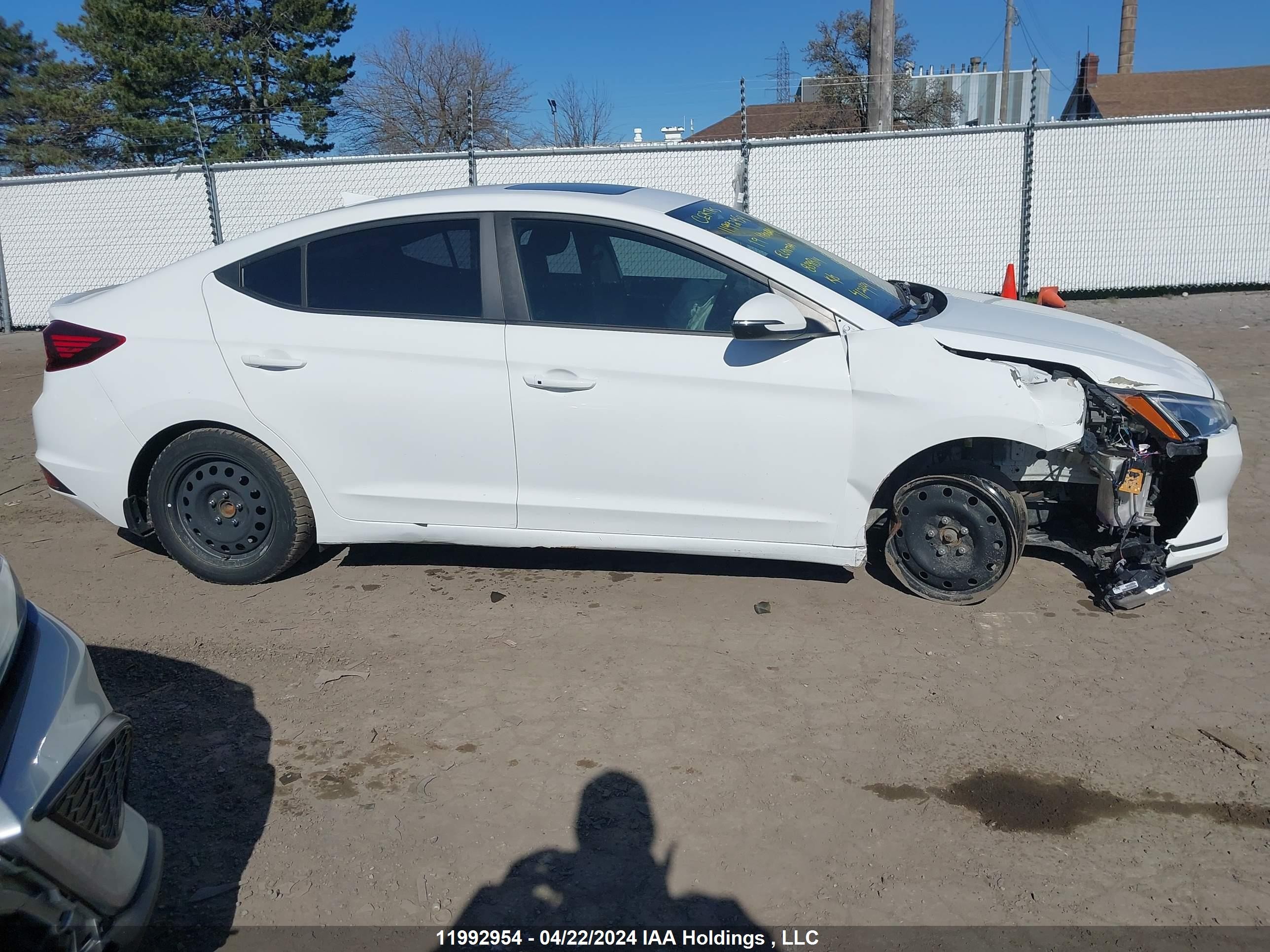 Photo 13 VIN: KMHD84LF5KU839814 - HYUNDAI ELANTRA 