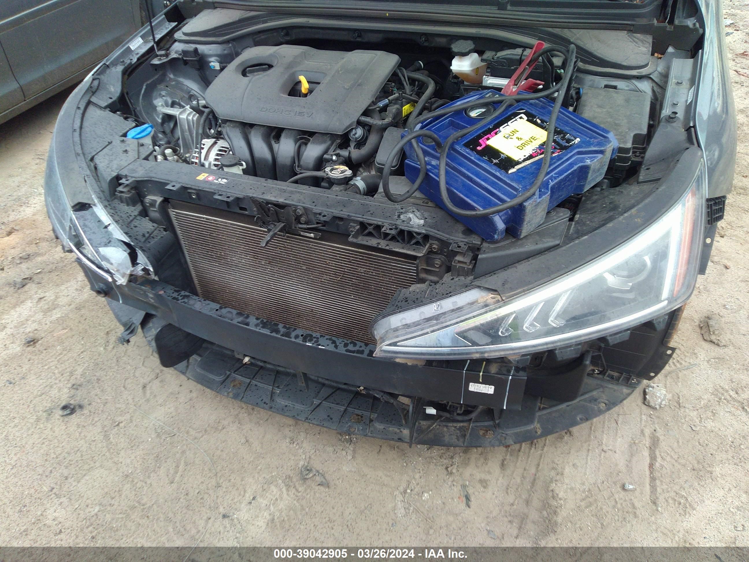 Photo 5 VIN: KMHD84LF5KU875616 - HYUNDAI ELANTRA 