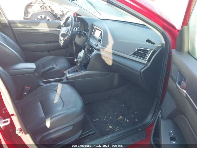 Photo 4 VIN: KMHD84LF6HU060561 - HYUNDAI ELANTRA 