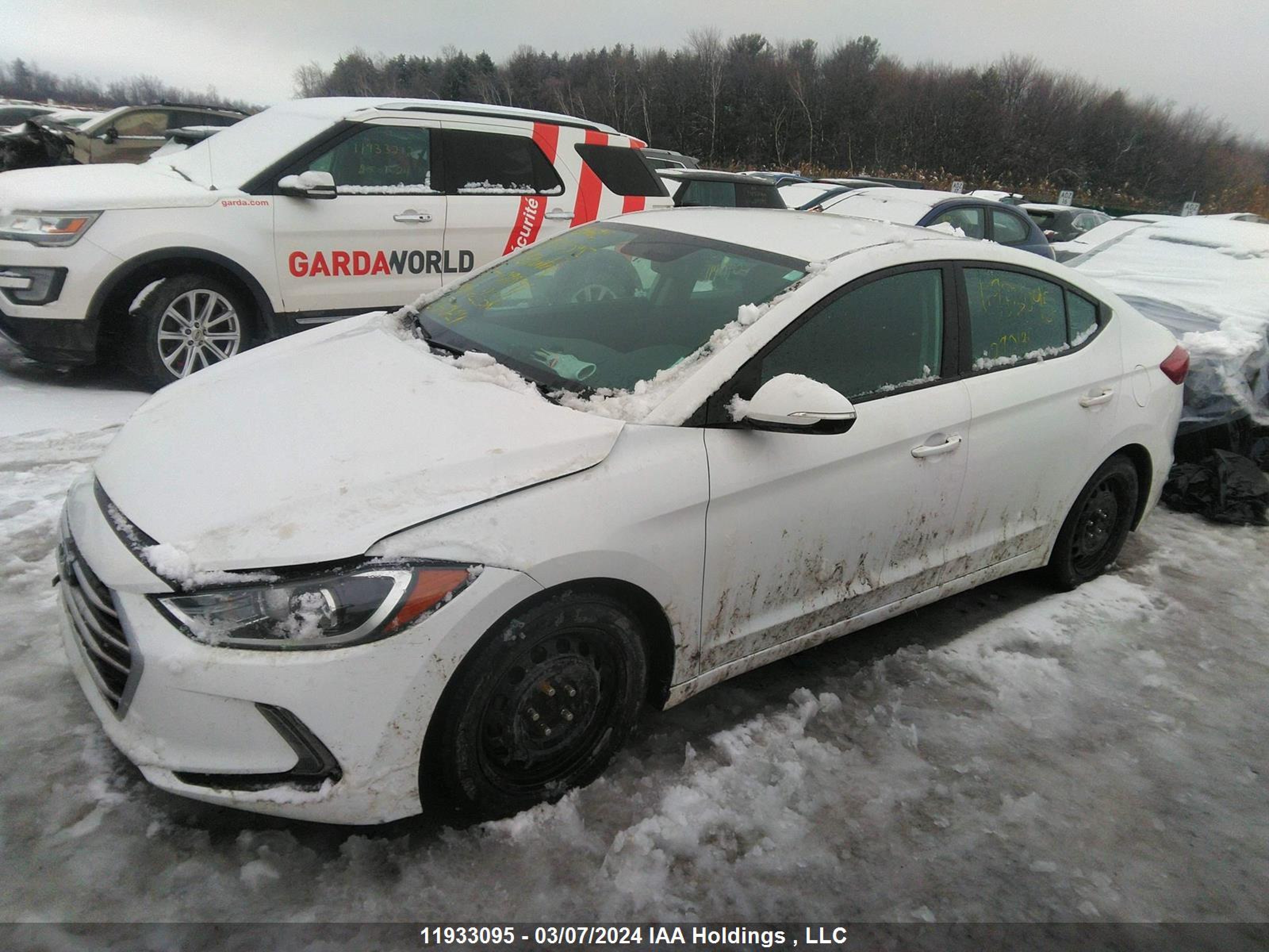 Photo 1 VIN: KMHD84LF6HU090191 - HYUNDAI ELANTRA 