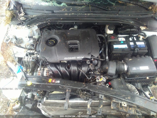 Photo 9 VIN: KMHD84LF6HU173409 - HYUNDAI ELANTRA 