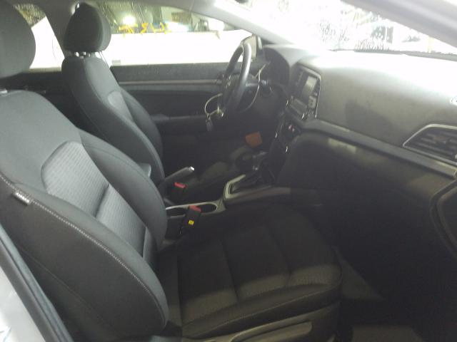 Photo 4 VIN: KMHD84LF6HU246956 - HYUNDAI ELANTRA SE 