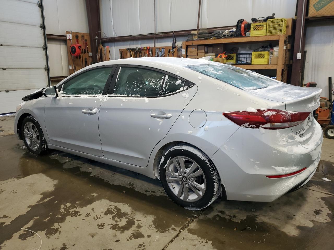 Photo 1 VIN: KMHD84LF6HU360178 - HYUNDAI ELANTRA 