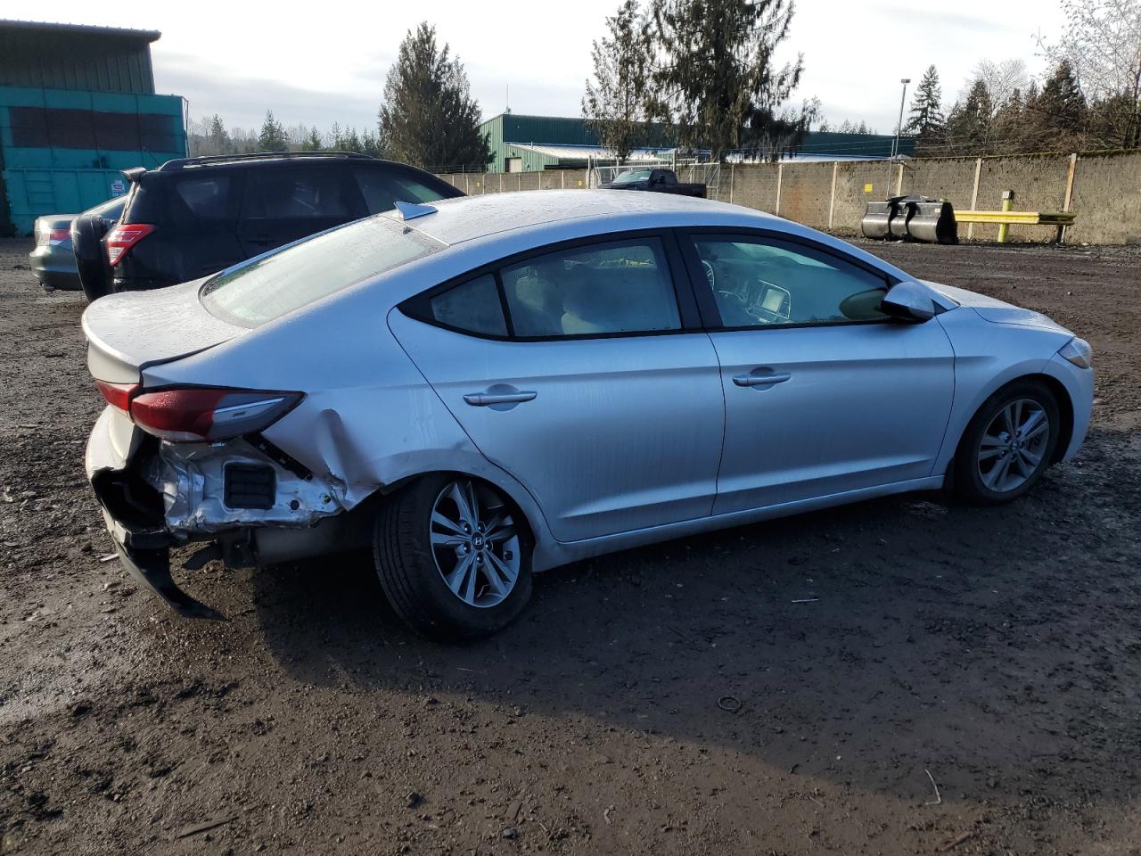 Photo 2 VIN: KMHD84LF6HU381208 - HYUNDAI ELANTRA 