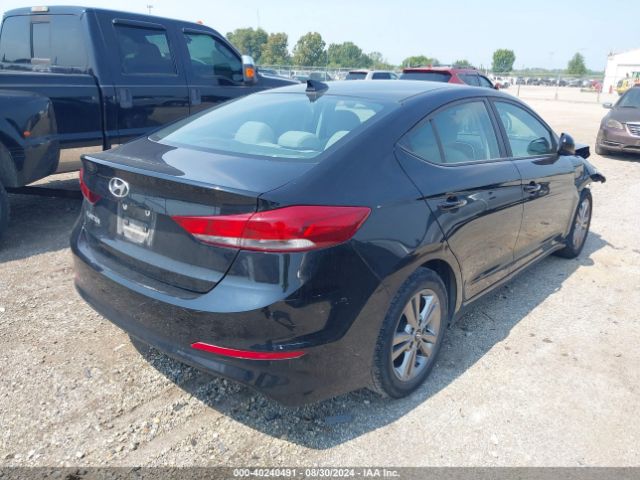 Photo 3 VIN: KMHD84LF6HU388840 - HYUNDAI ELANTRA 