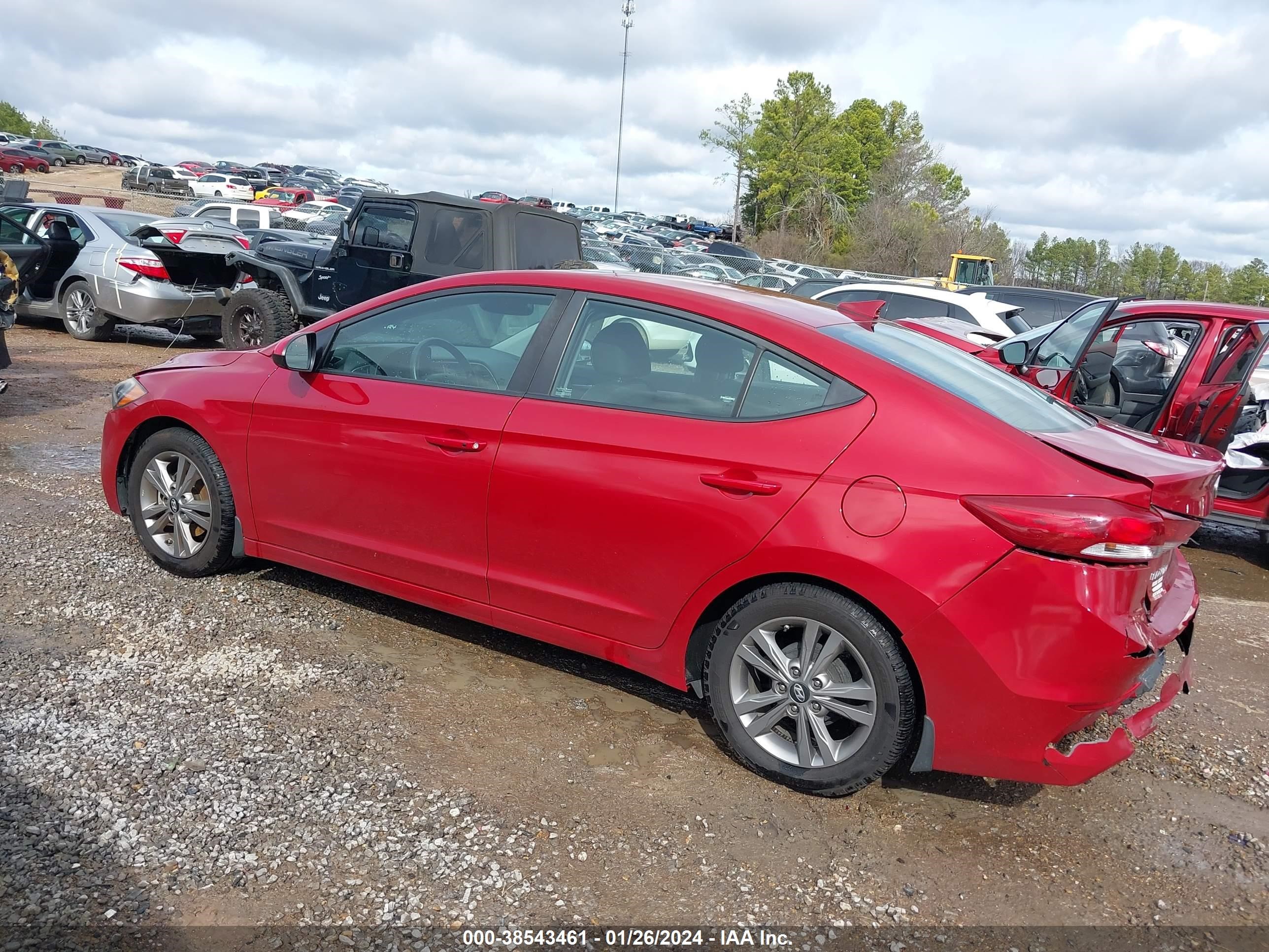 Photo 13 VIN: KMHD84LF6HU408892 - HYUNDAI ELANTRA 