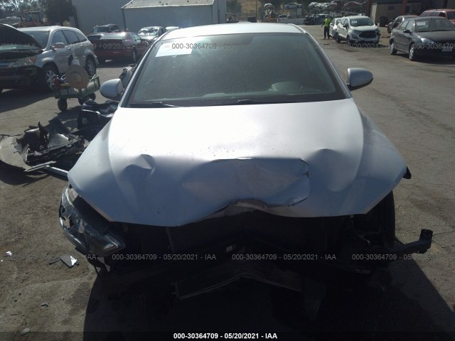 Photo 5 VIN: KMHD84LF6JU574173 - HYUNDAI ELANTRA 