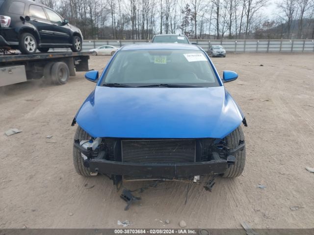 Photo 5 VIN: KMHD84LF6JU608371 - HYUNDAI ELANTRA 