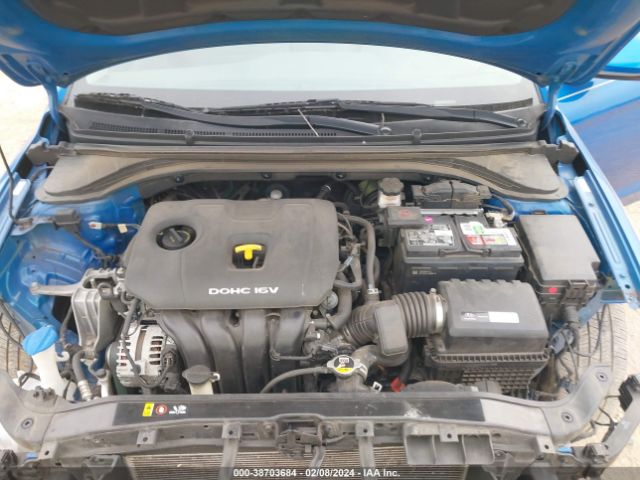 Photo 9 VIN: KMHD84LF6JU608371 - HYUNDAI ELANTRA 