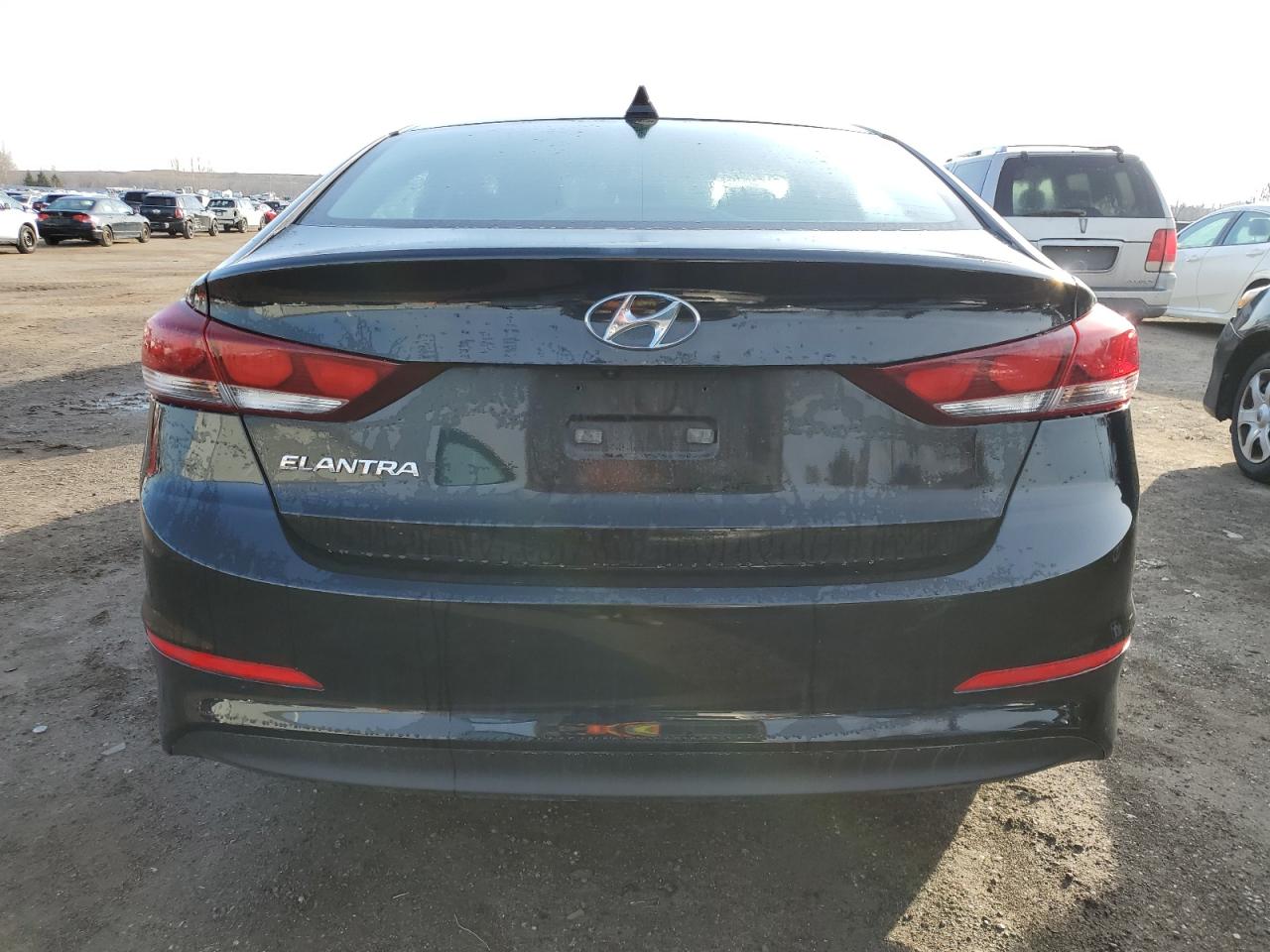 Photo 5 VIN: KMHD84LF6JU622075 - HYUNDAI ELANTRA 