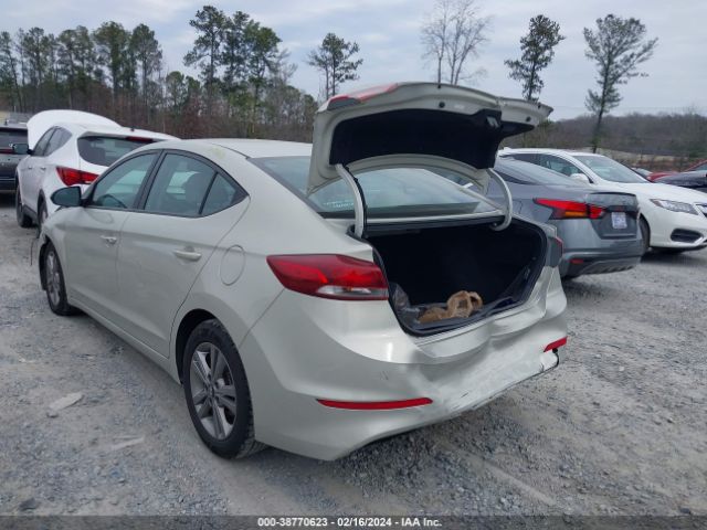 Photo 2 VIN: KMHD84LF6JU633884 - HYUNDAI ELANTRA 