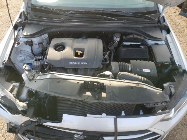 Photo 6 VIN: KMHD84LF6JU639135 - HYUNDAI ELANTRA SE 