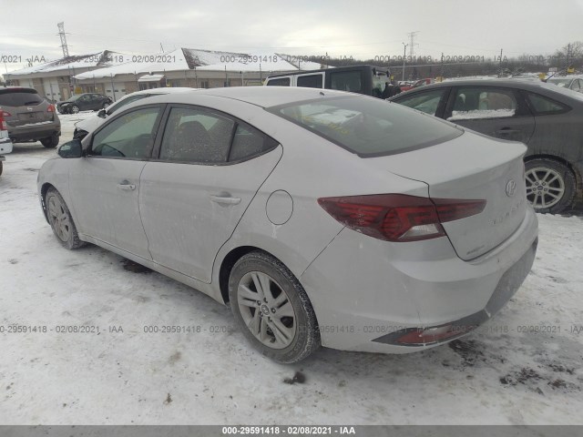 Photo 2 VIN: KMHD84LF6KU742007 - HYUNDAI ELANTRA 