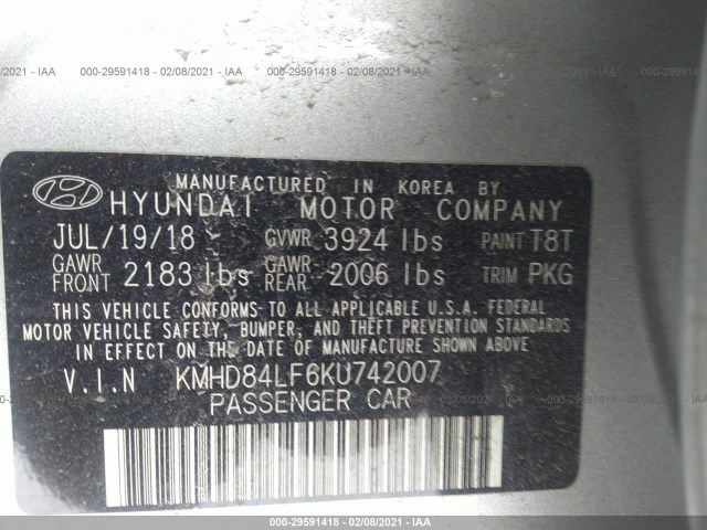 Photo 8 VIN: KMHD84LF6KU742007 - HYUNDAI ELANTRA 