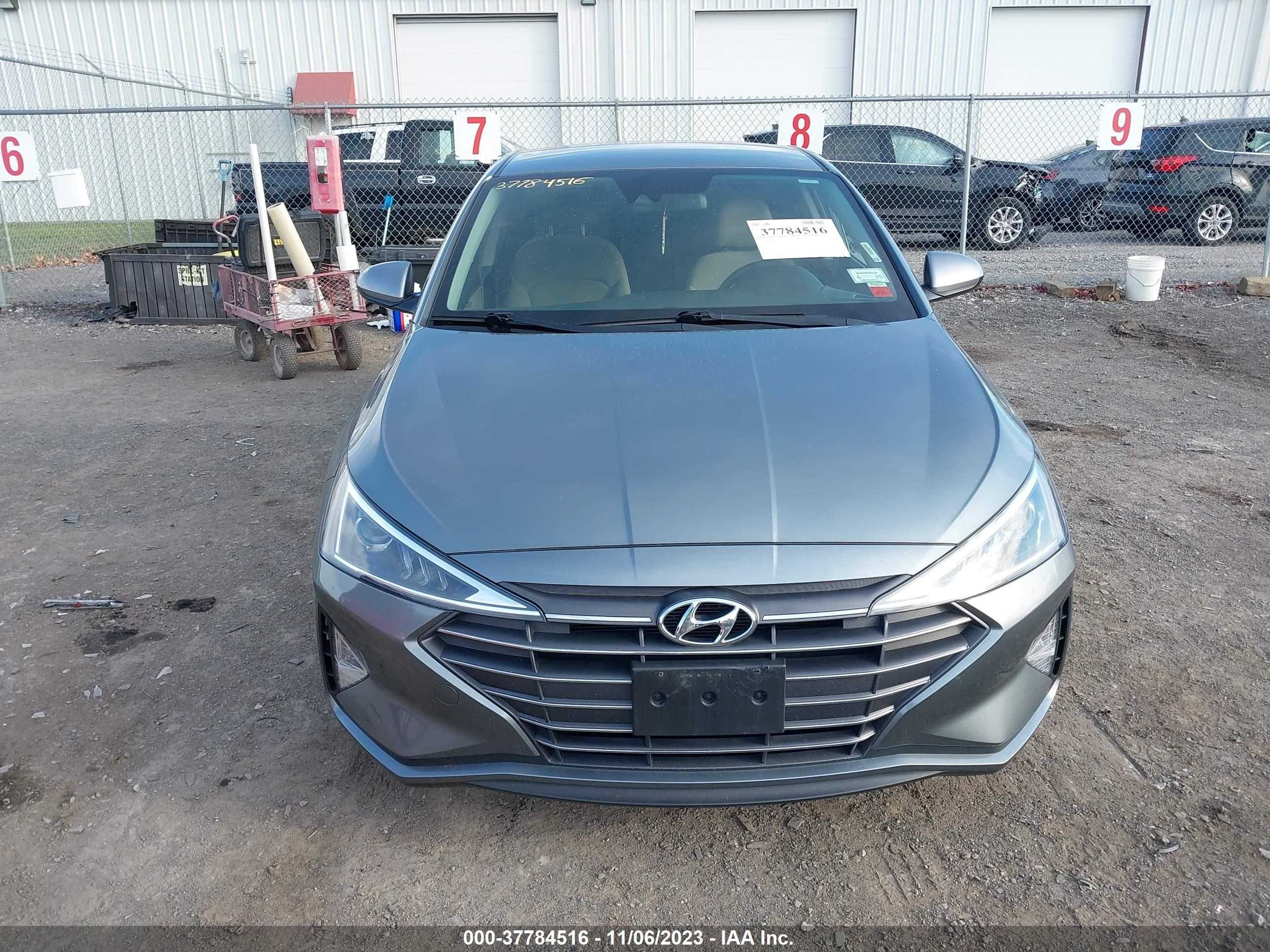 Photo 10 VIN: KMHD84LF6KU771023 - HYUNDAI ELANTRA 