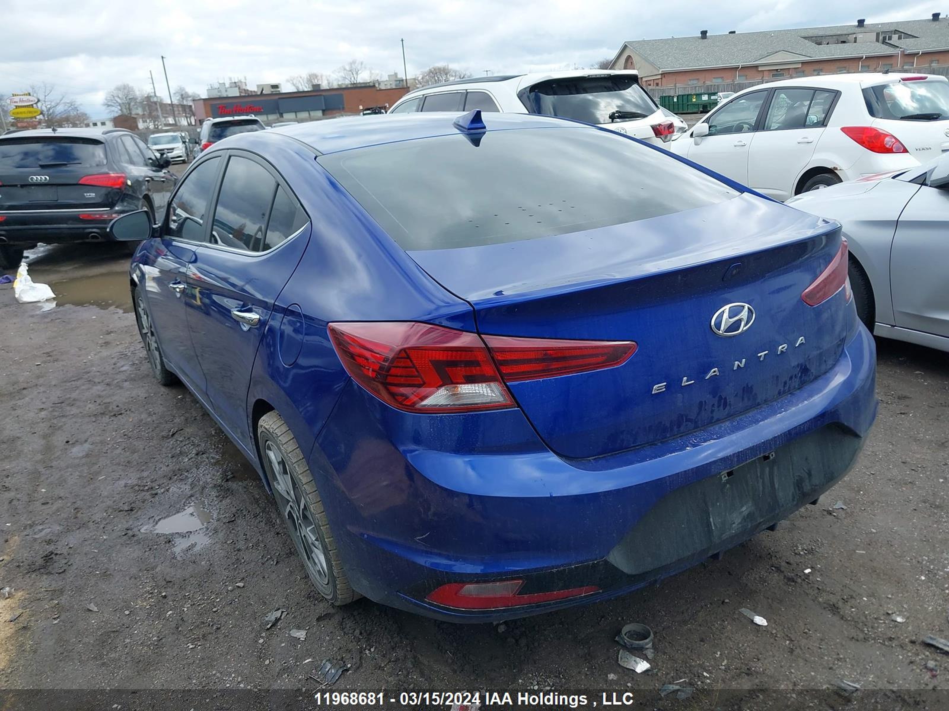 Photo 2 VIN: KMHD84LF6KU807681 - HYUNDAI ELANTRA 