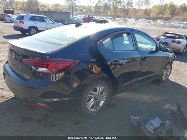 Photo 3 VIN: KMHD84LF6KU848618 - HYUNDAI ELANTRA 