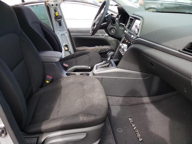 Photo 4 VIN: KMHD84LF6LU105720 - HYUNDAI ELANTRA SE 