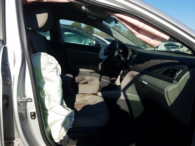 Photo 4 VIN: KMHD84LF7HU059967 - HYUNDAI ELANTRA SE 