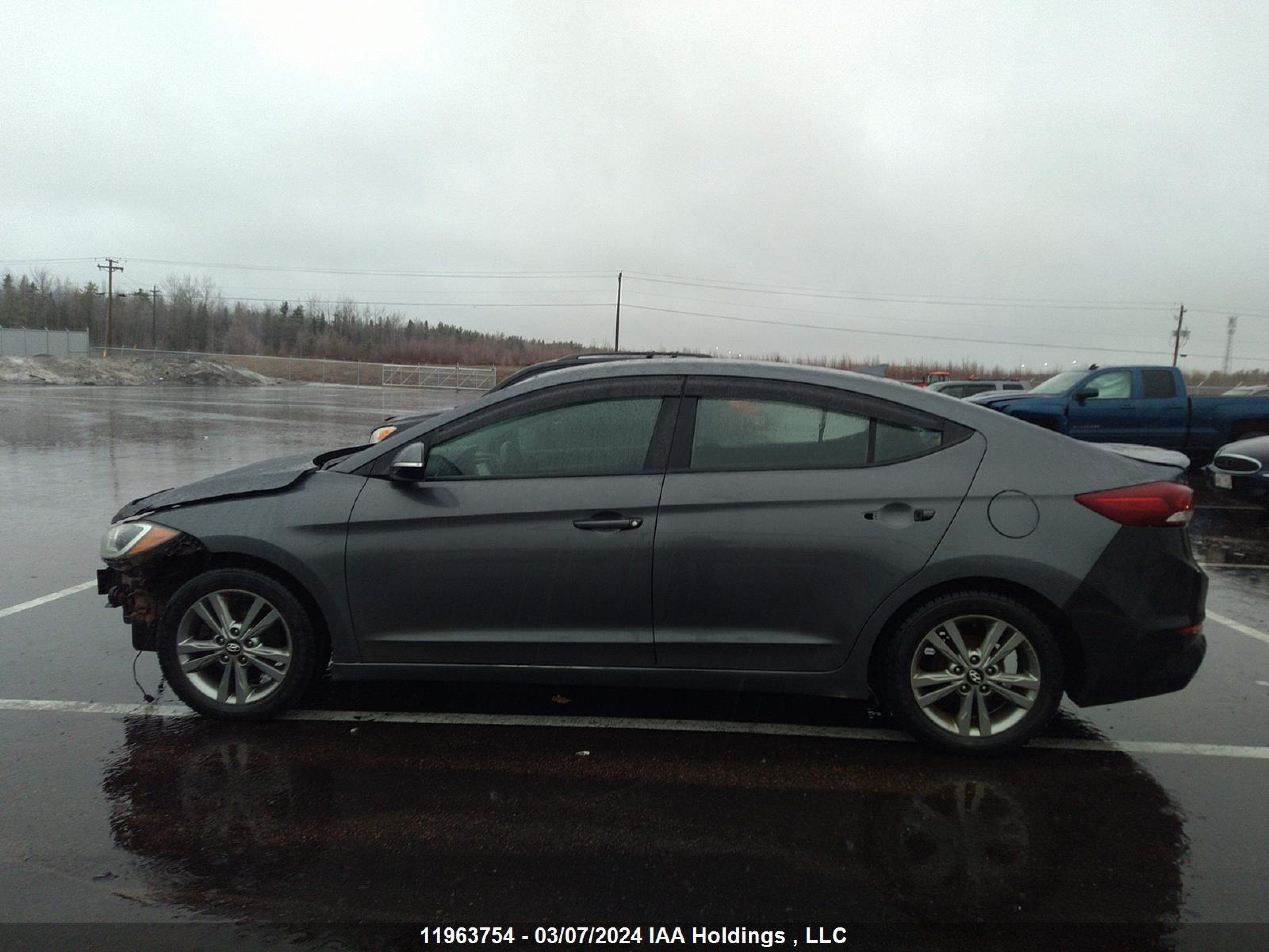 Photo 13 VIN: KMHD84LF7HU112859 - HYUNDAI ELANTRA 