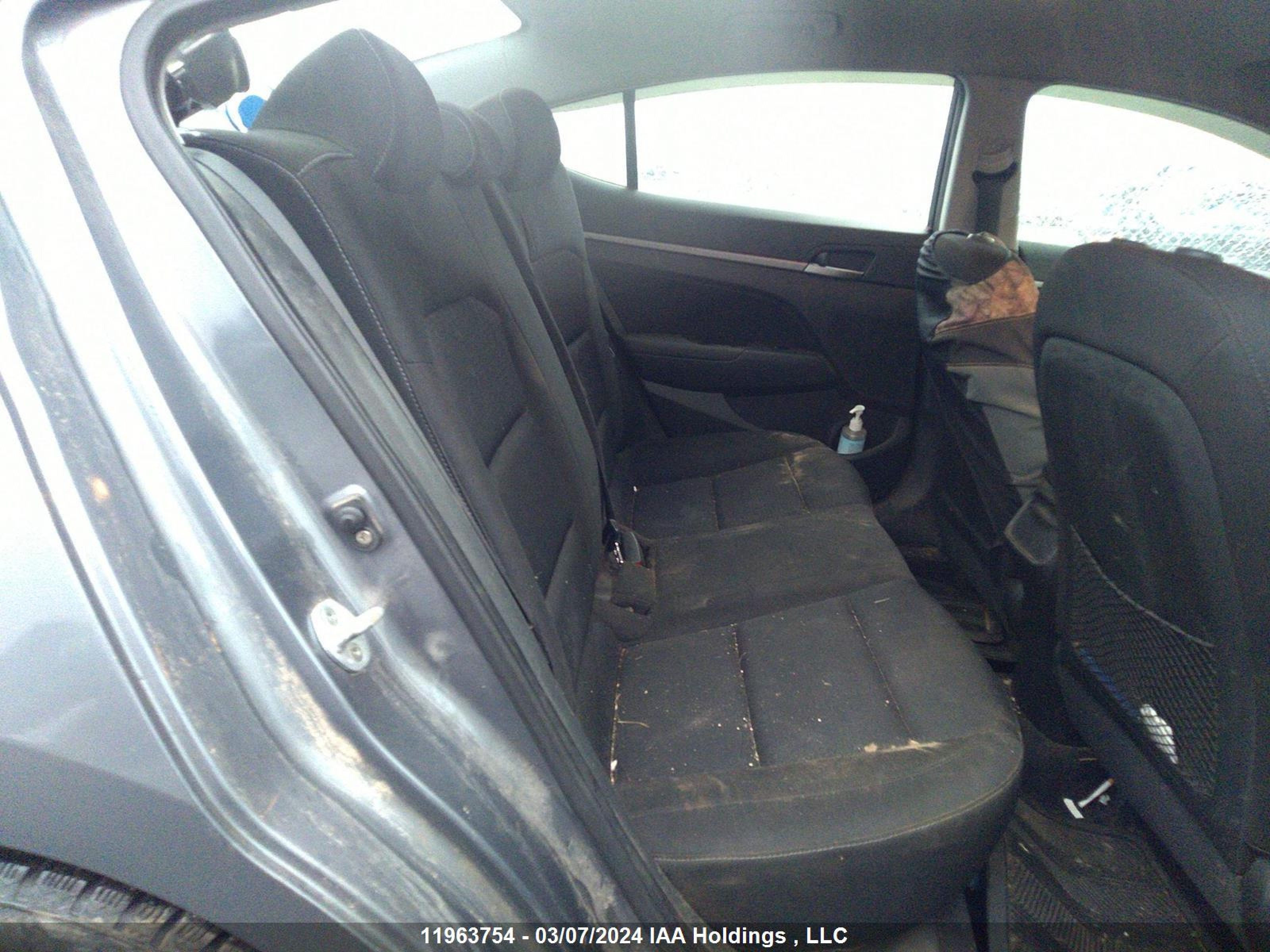 Photo 7 VIN: KMHD84LF7HU112859 - HYUNDAI ELANTRA 