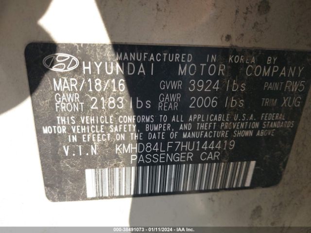 Photo 8 VIN: KMHD84LF7HU144419 - HYUNDAI ELANTRA 