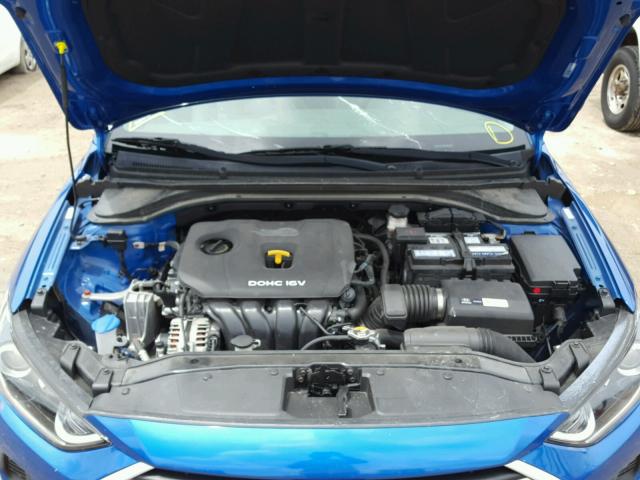 Photo 6 VIN: KMHD84LF7HU165545 - HYUNDAI ELANTRA SE 