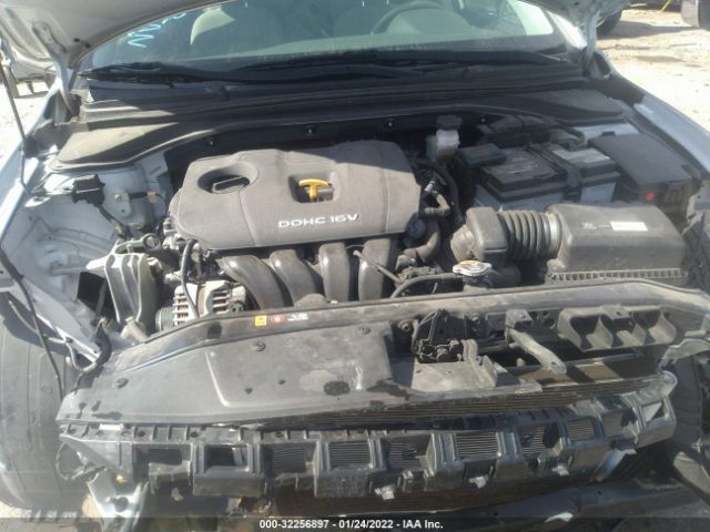 Photo 9 VIN: KMHD84LF7HU179946 - HYUNDAI ELANTRA 