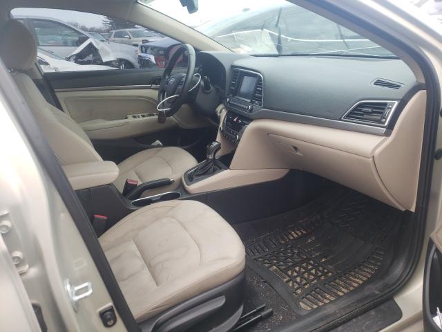 Photo 4 VIN: KMHD84LF7HU237599 - HYUNDAI ELANTRA SE 