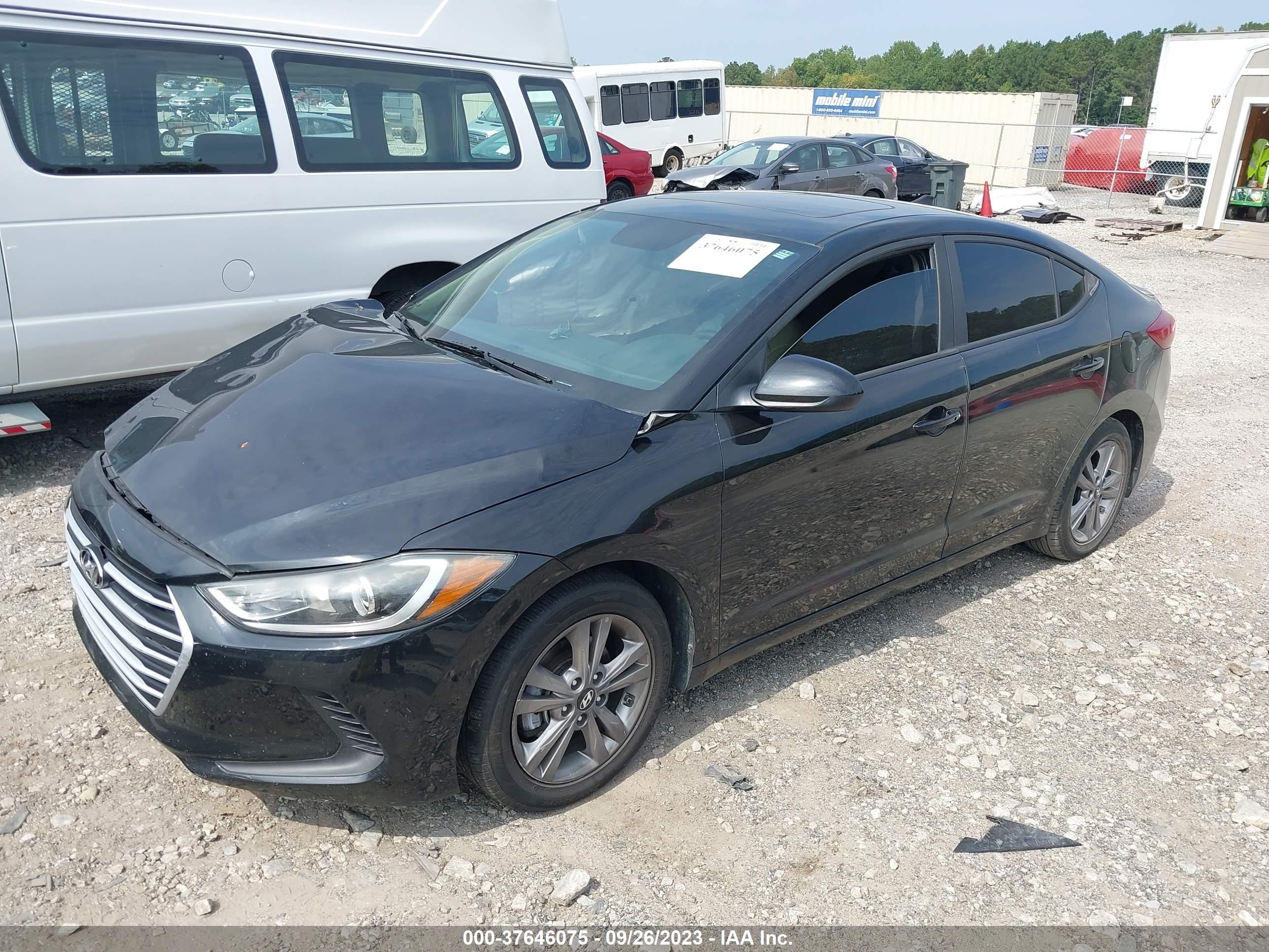 Photo 1 VIN: KMHD84LF7HU238820 - HYUNDAI ELANTRA 