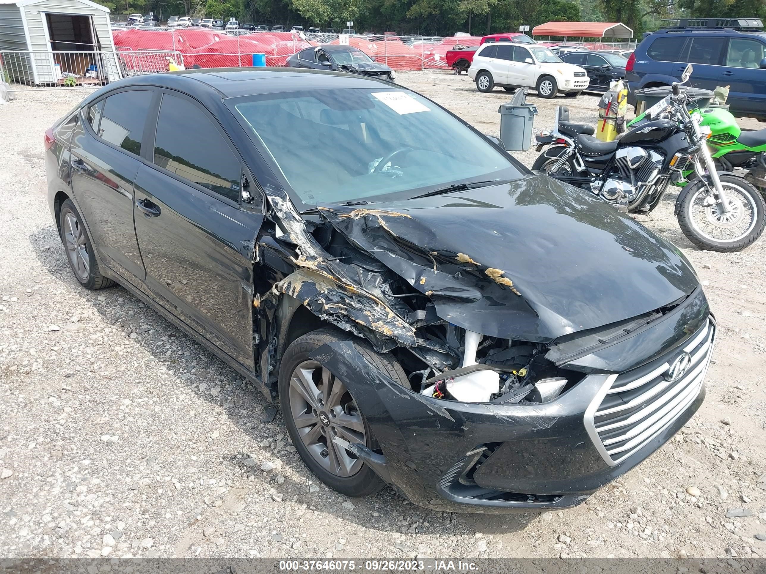 Photo 5 VIN: KMHD84LF7HU238820 - HYUNDAI ELANTRA 