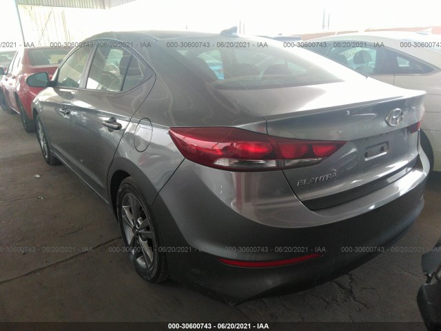 Photo 2 VIN: KMHD84LF7HU250126 - HYUNDAI ELANTRA 