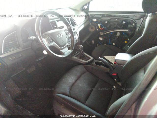 Photo 4 VIN: KMHD84LF7HU250126 - HYUNDAI ELANTRA 