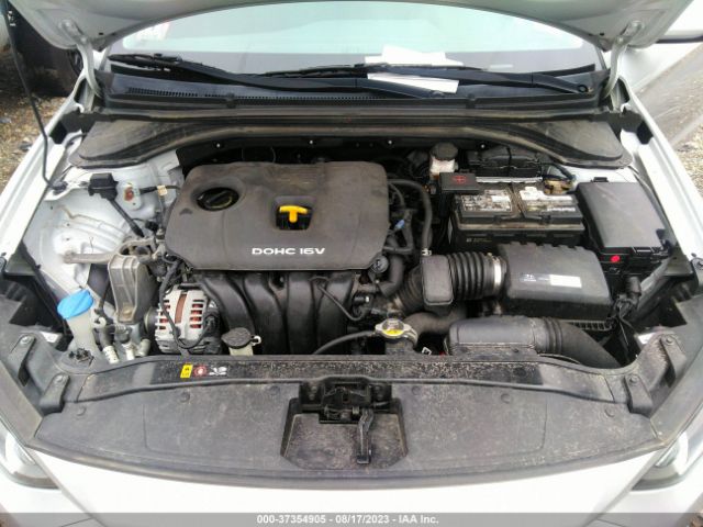 Photo 9 VIN: KMHD84LF7HU274698 - HYUNDAI ELANTRA 