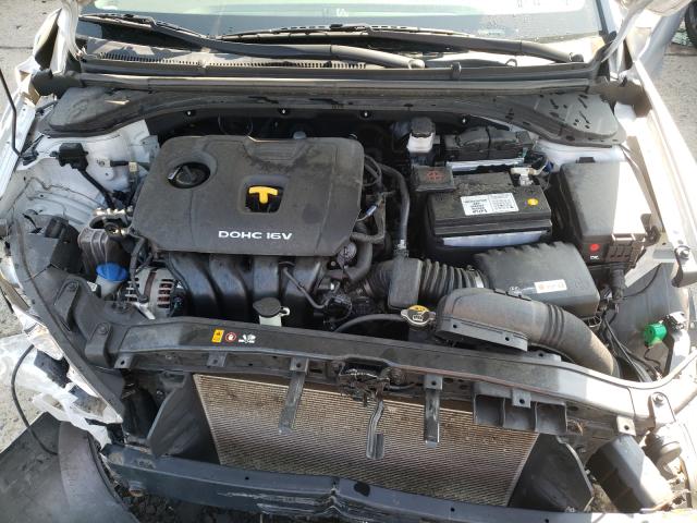 Photo 6 VIN: KMHD84LF7HU386658 - HYUNDAI ELANTRA SE 