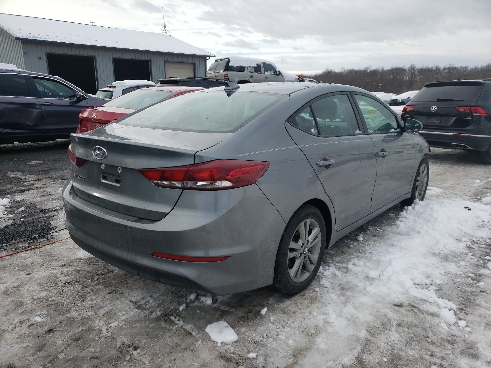 Photo 3 VIN: KMHD84LF7JU442913 - HYUNDAI ELANTRA 