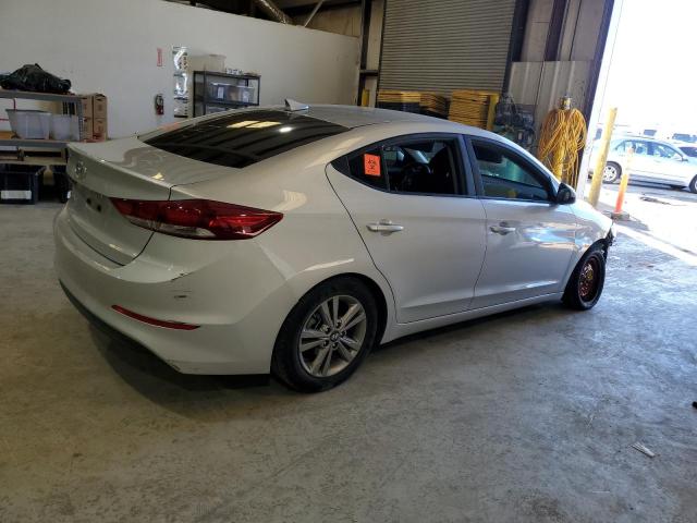 Photo 2 VIN: KMHD84LF7JU475586 - HYUNDAI ELANTRA SE 