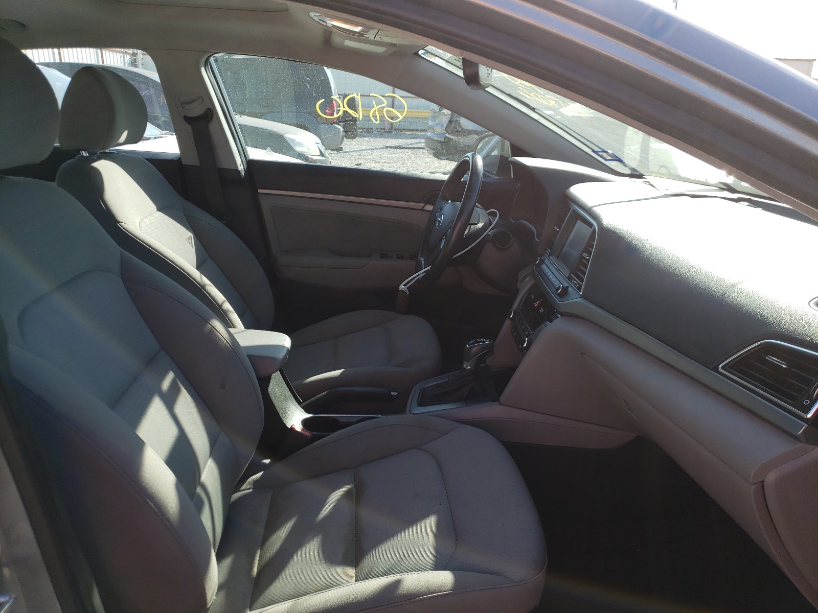 Photo 4 VIN: KMHD84LF7JU513026 - HYUNDAI ELANTRA 