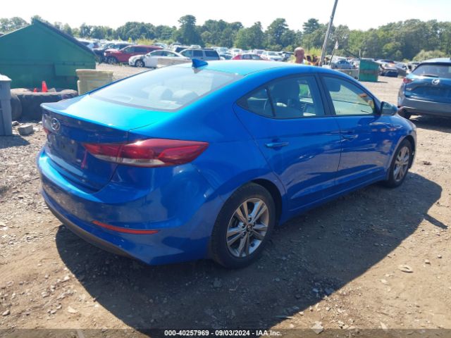 Photo 3 VIN: KMHD84LF7JU588857 - HYUNDAI ELANTRA 