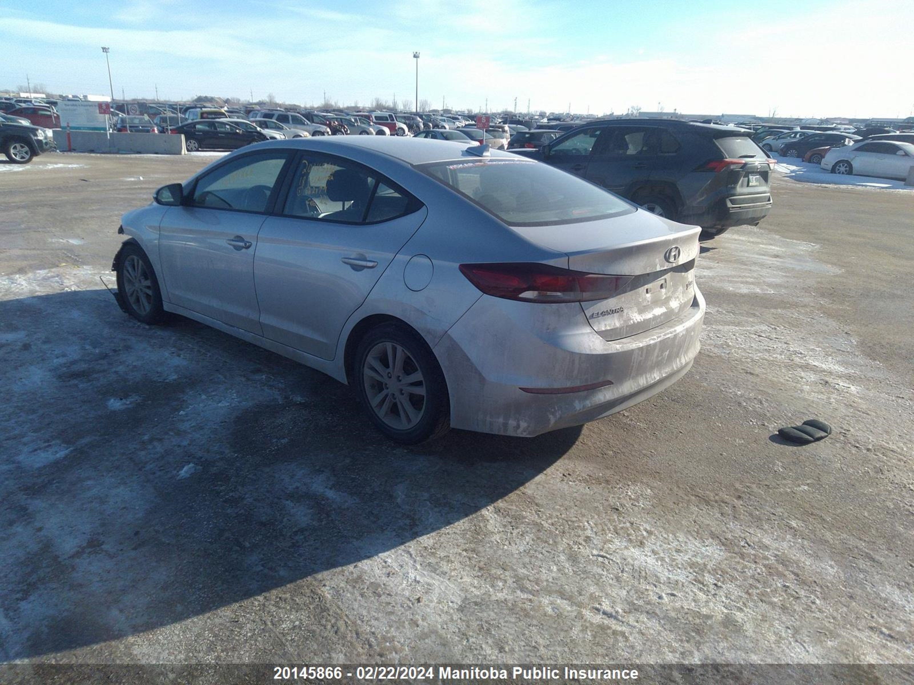 Photo 2 VIN: KMHD84LF7JU622179 - HYUNDAI ELANTRA 