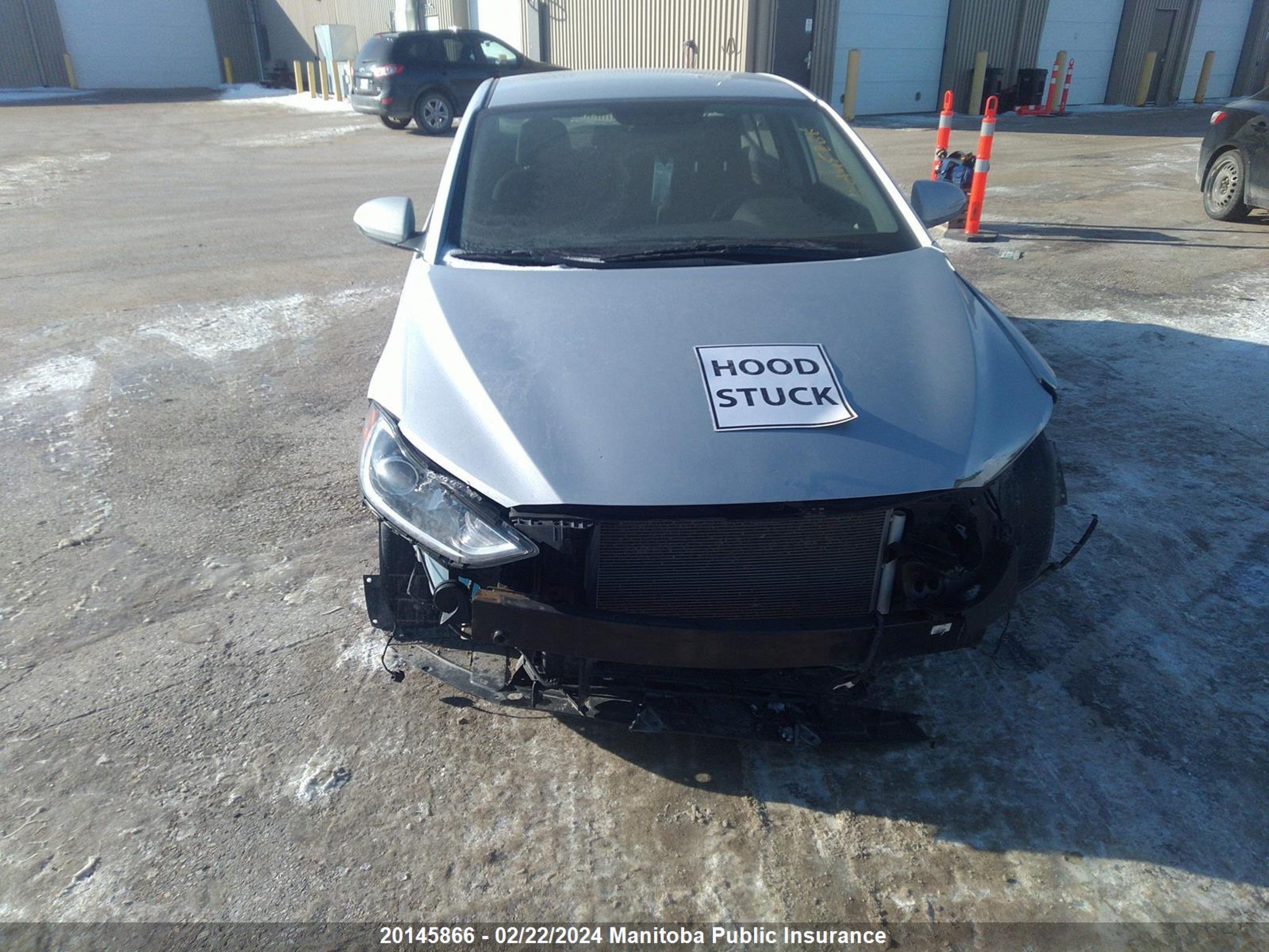 Photo 9 VIN: KMHD84LF7JU622179 - HYUNDAI ELANTRA 