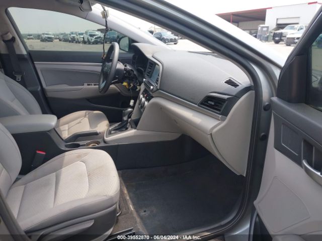 Photo 4 VIN: KMHD84LF7KU736880 - HYUNDAI ELANTRA 