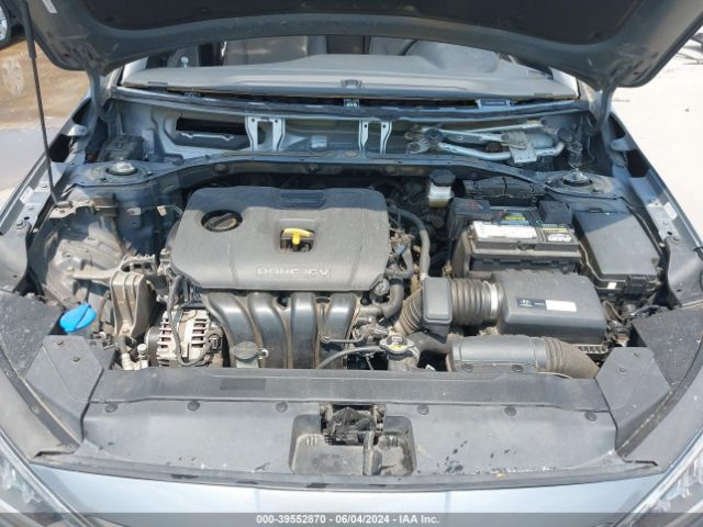 Photo 9 VIN: KMHD84LF7KU736880 - HYUNDAI ELANTRA 