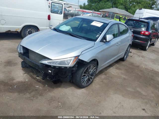 Photo 1 VIN: KMHD84LF7KU779373 - HYUNDAI ELANTRA 