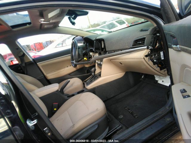 Photo 4 VIN: KMHD84LF7KU796982 - HYUNDAI ELANTRA 