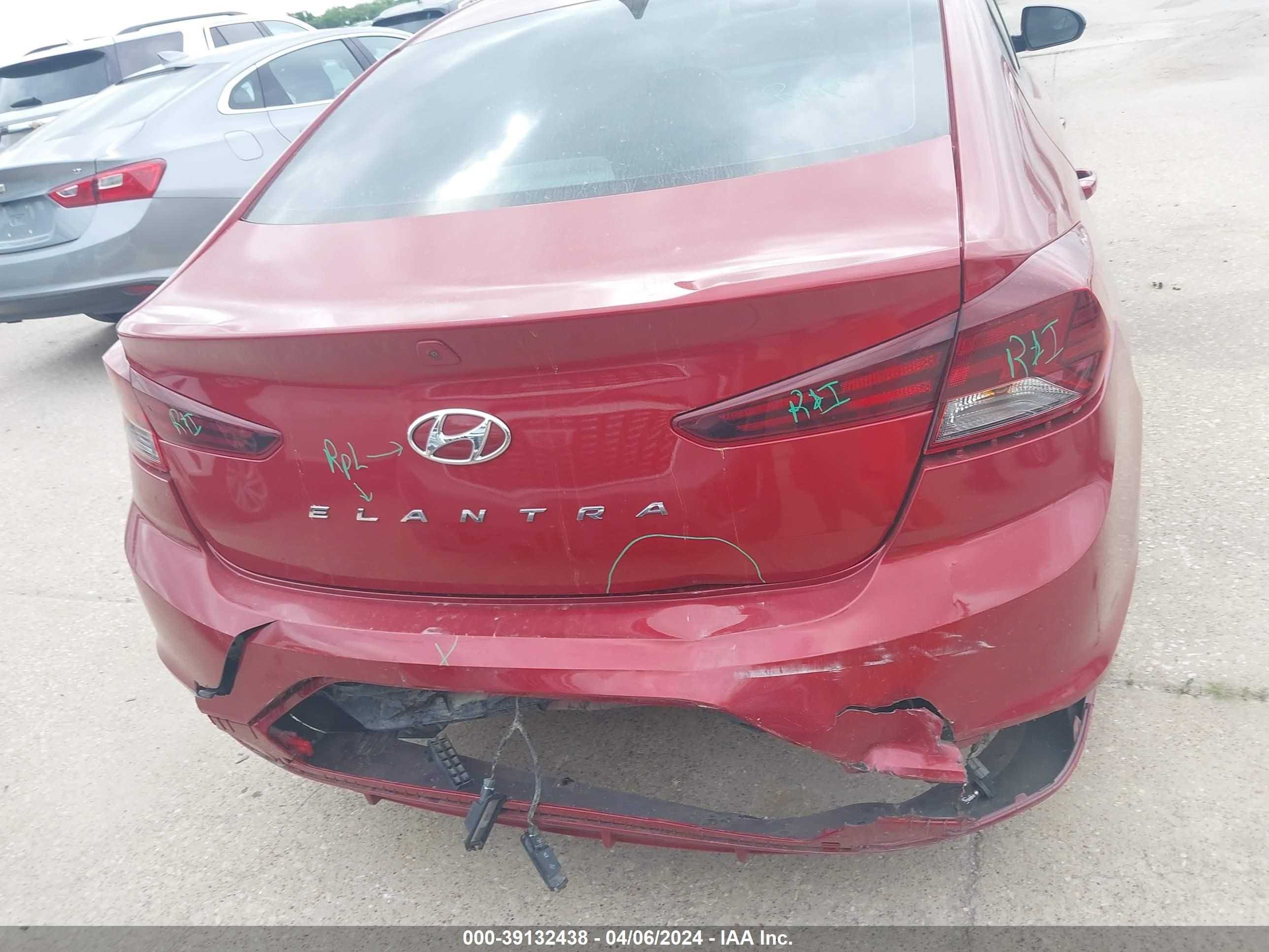 Photo 15 VIN: KMHD84LF7LU036813 - HYUNDAI ELANTRA 