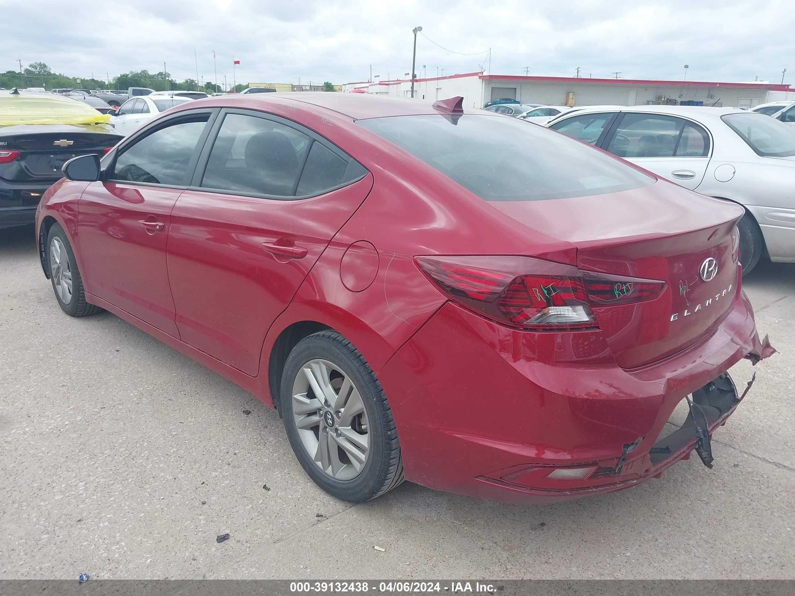 Photo 2 VIN: KMHD84LF7LU036813 - HYUNDAI ELANTRA 