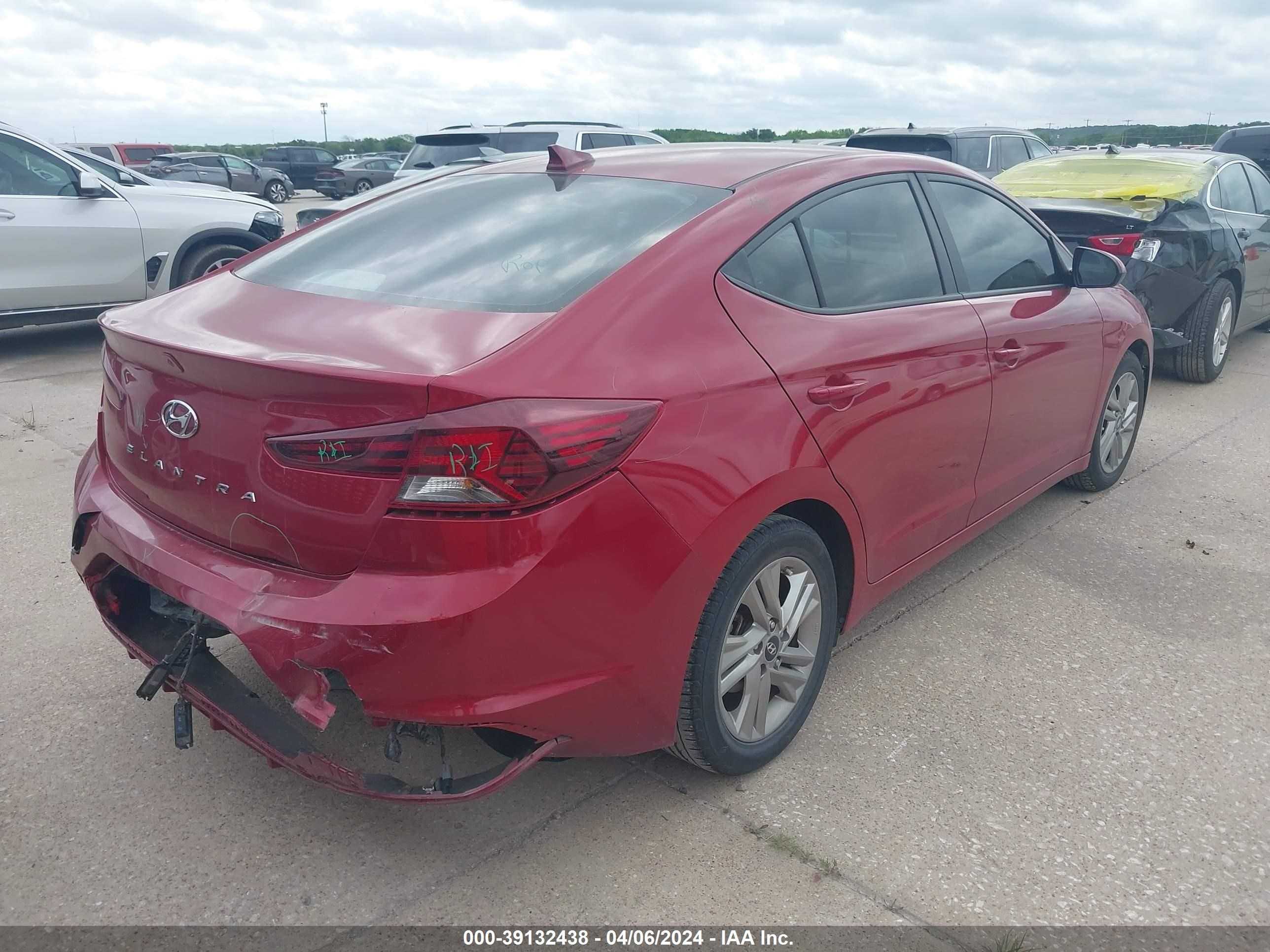 Photo 3 VIN: KMHD84LF7LU036813 - HYUNDAI ELANTRA 