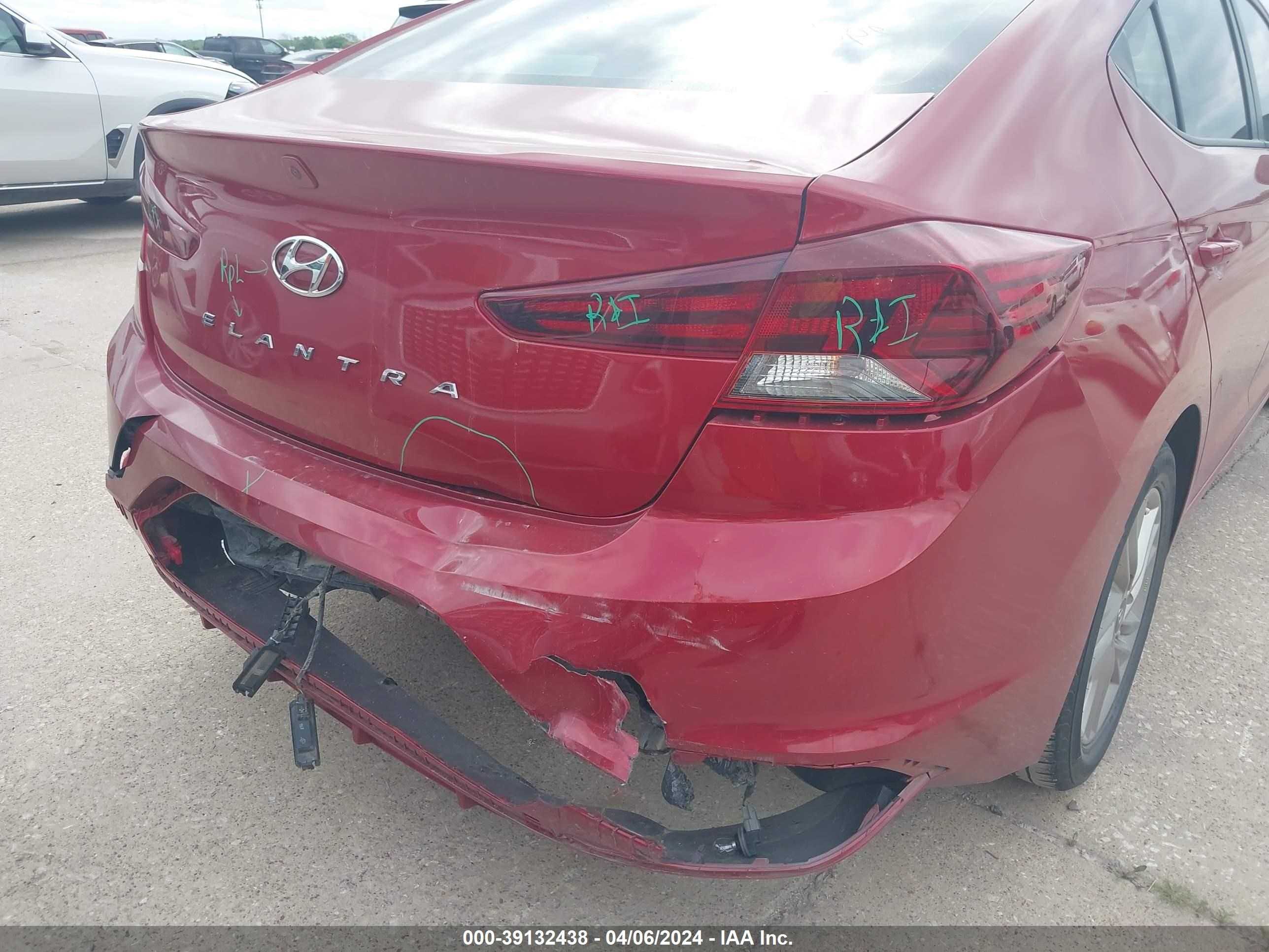 Photo 5 VIN: KMHD84LF7LU036813 - HYUNDAI ELANTRA 